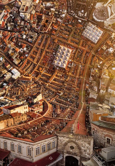 Flatland Art by Aydin Byuyktas