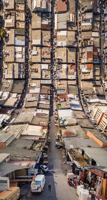 Flatland Art by Aydin Byuyktas